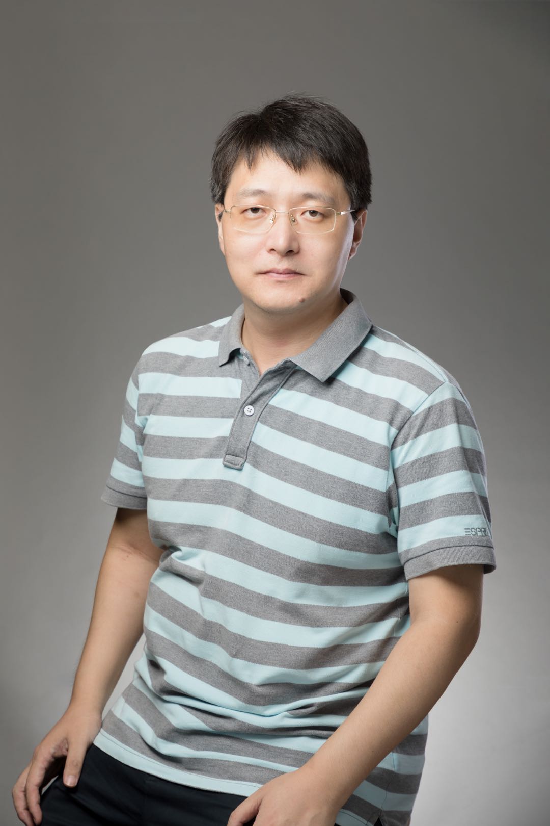 8803威尼斯检查中心创新论坛第九百五十七讲：Searching New Phenomenon in Uniformly Hyperbolic Systems