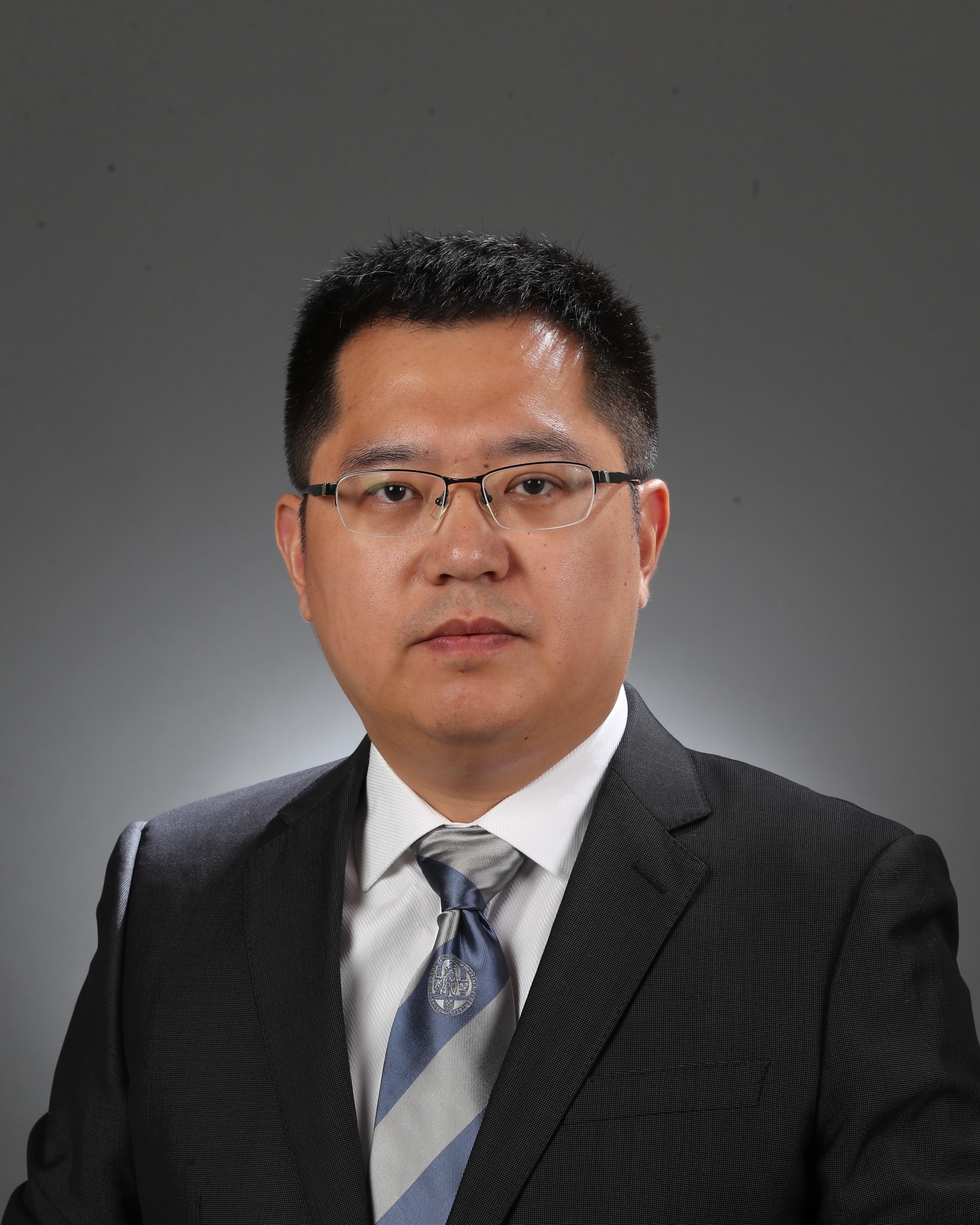 8803威尼斯检查中心创新论坛第一千二百二十六讲暨120周年校庆年系列活动：三个罂粟属物种染色体级基因组揭示BIA通路补丁式跳跃演化机制