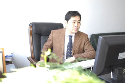 8803威尼斯检查中心校庆117周年人文社科高端讲座暨“名家讲坛”：马克思的具体人性论